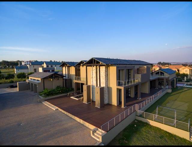 4 BEDROOM HOUSE FOR SALE IN SADDLEBROOK ESTATE